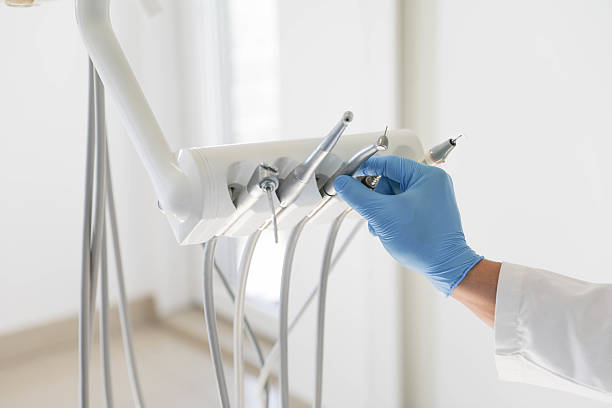 24/7 Emergency Dental Implants experts in Simi Valley, CA